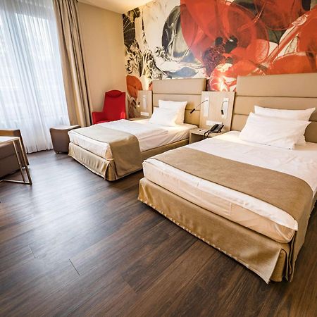 First Inn Hotel Цвиккау Экстерьер фото