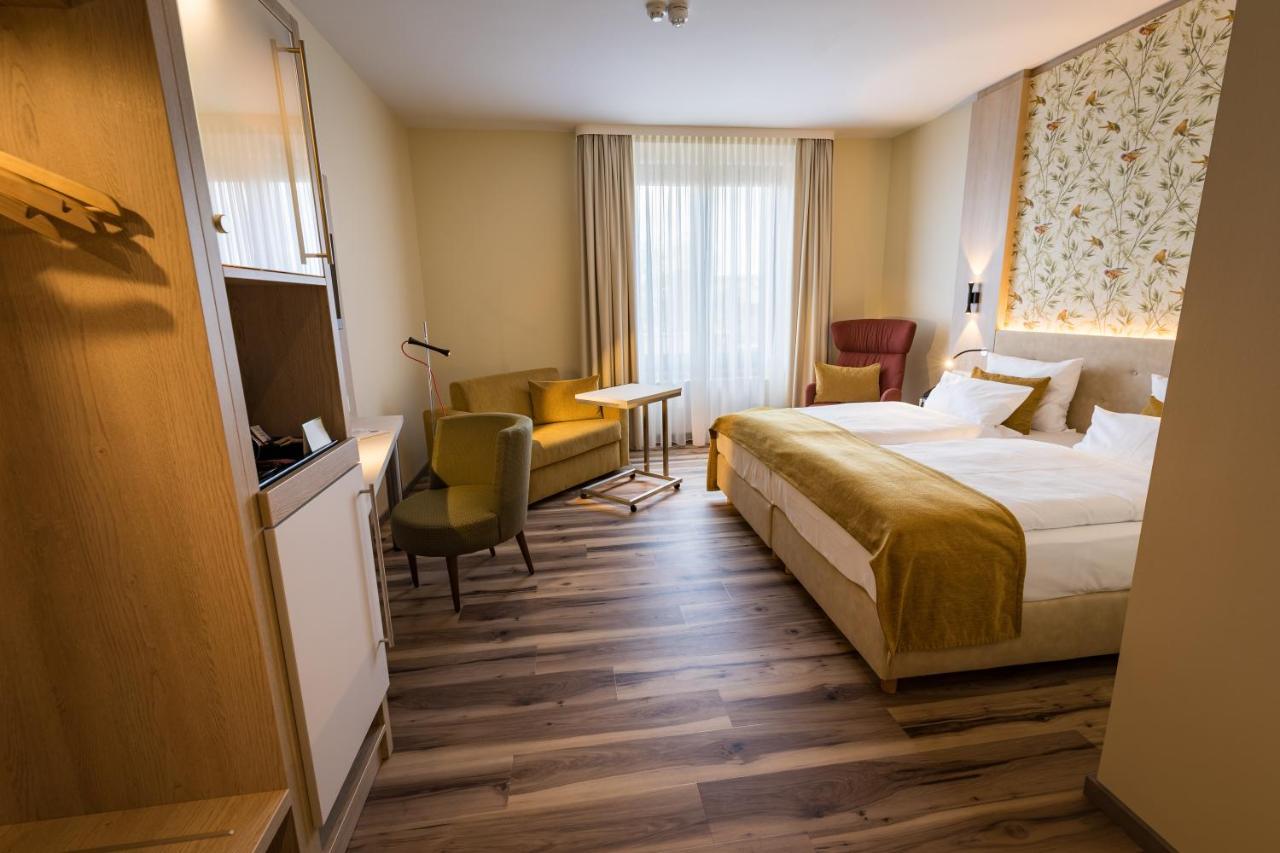 First Inn Hotel Цвиккау Экстерьер фото