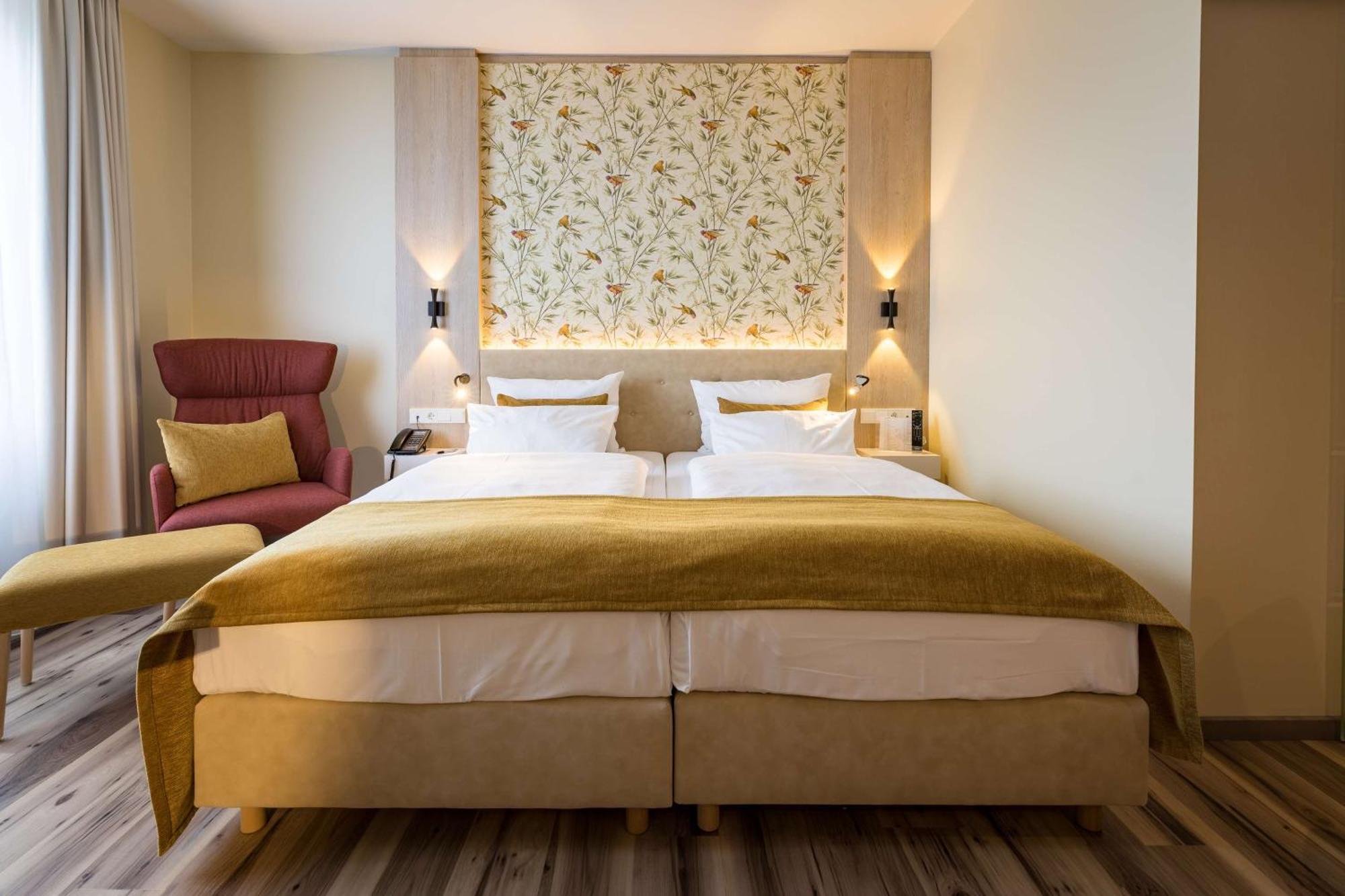 First Inn Hotel Цвиккау Экстерьер фото
