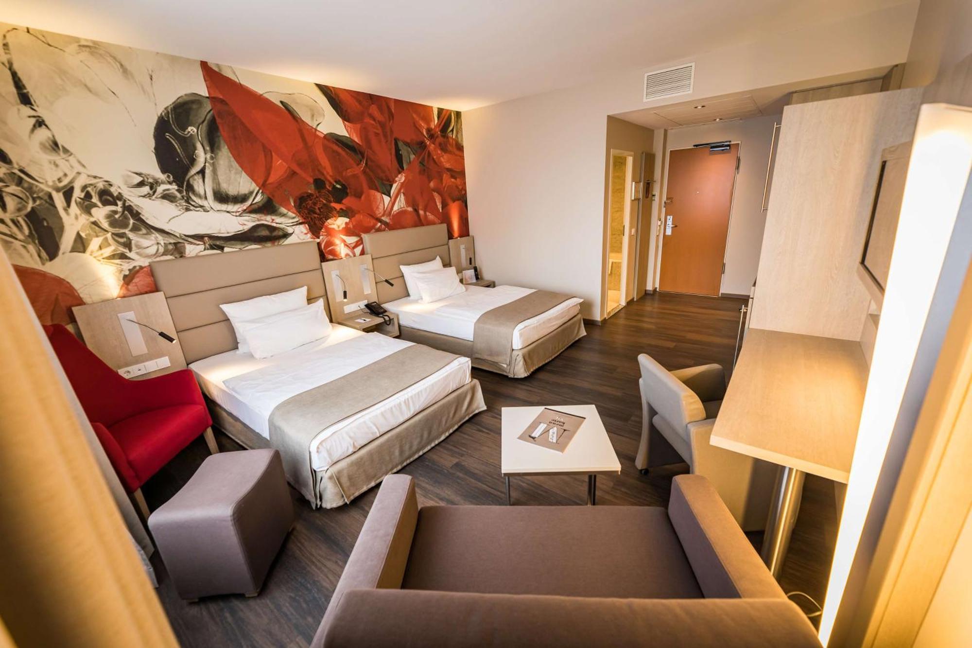 First Inn Hotel Цвиккау Экстерьер фото